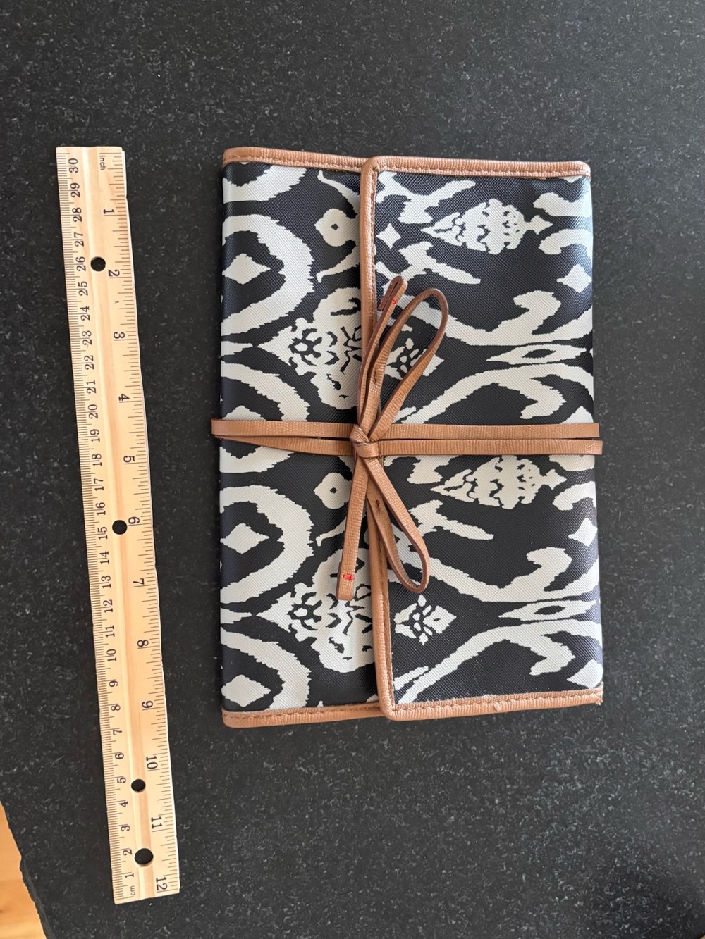 Stella & Dot Black and White Patterned Jewelry Roll with Brown Trim